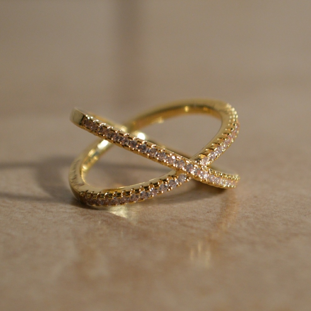 Brand New Gold CZ Criss Cross X Ring - Picture 3 of 7